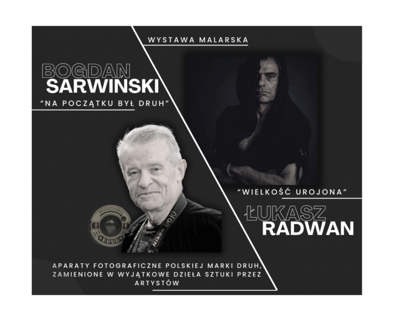 Obraz przedstawia dwóch mężczyzn na ciemnym tle. Jest to plakat promujący wydarzenie pt. Otwarcie dwóch wystaw czasowych w Galerii Sztuki Grunwaldzkiej